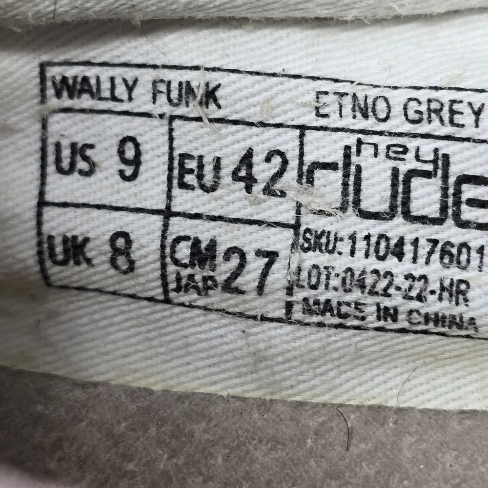 Hey Dudes Men’s Wally Funk Etno Grey Loafers Slip On Boat Shoes Men's Size 9 US.